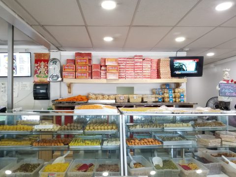 New Bhaia Sweets Indian Resturant